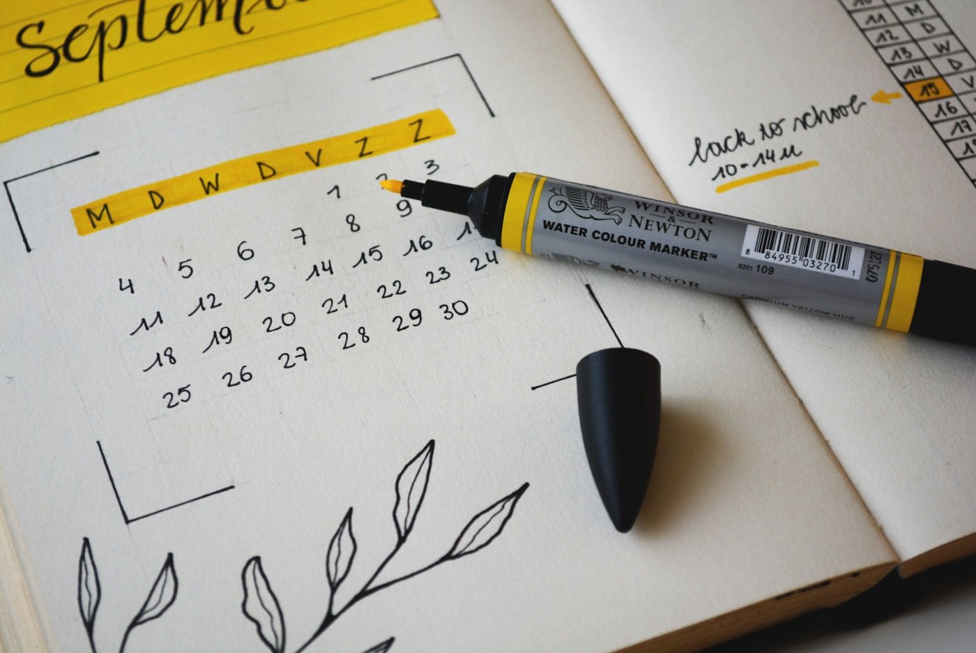 A calendar showing a long stay crossing 30, 60, and 90 days